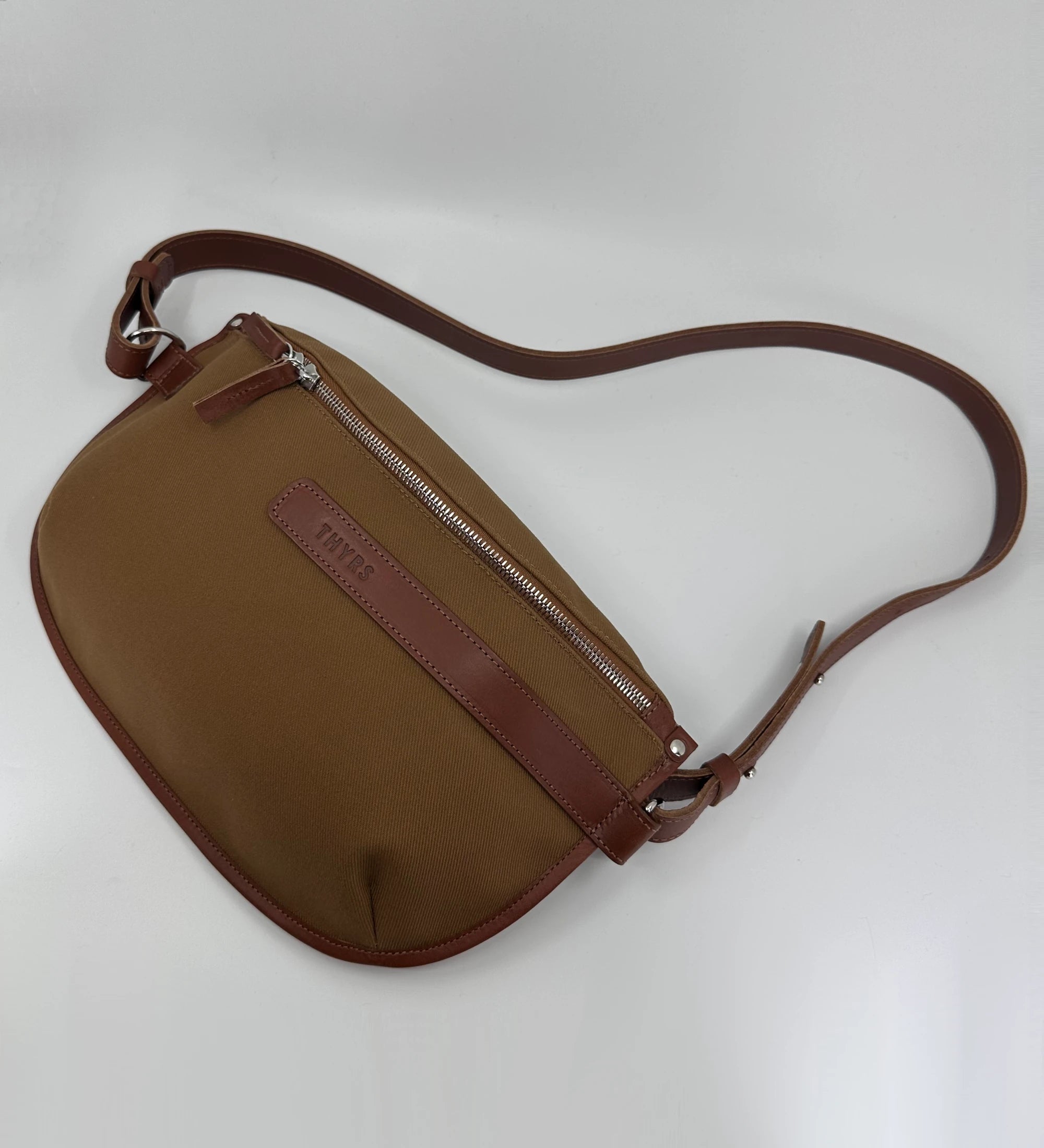 Banane Double Twill caramel tonique THYRS