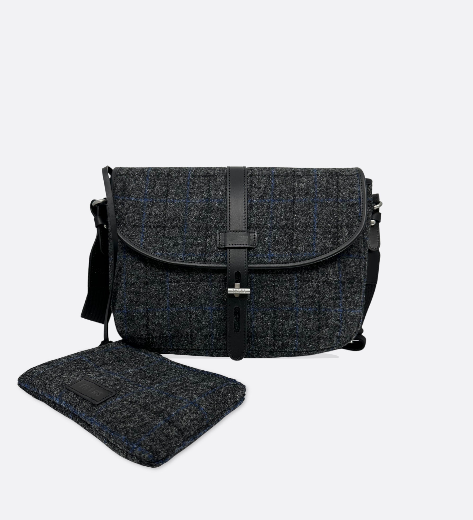 Besace tweed Harris Twill écossais noir. Taille M. Fabriqué en France.